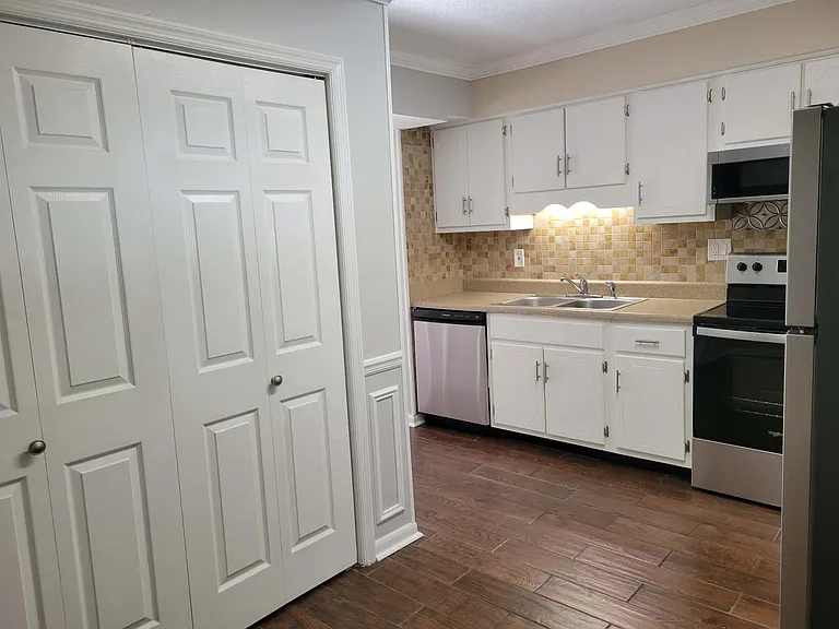 98 Sky Crest Ln #A — Photo 13