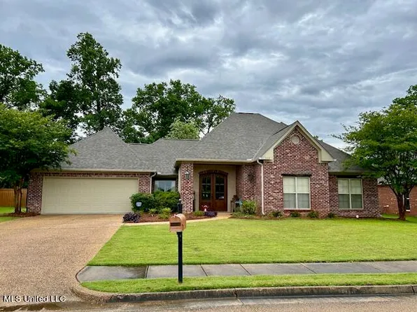 113 Rockbridge Xing, Clinton, MS 39056