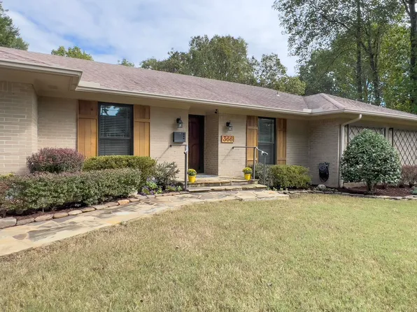 366 W College St, Collierville, TN 38017