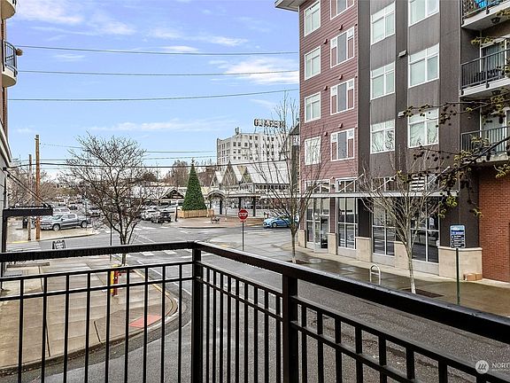 2nd image of 1015 Railroad Avenue #219