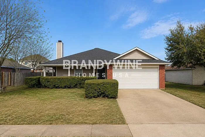 4 bed, 2.0 bath, 1538 sqft, $2,250 — Photo 2