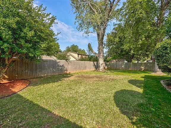 5th image of 3017 Aerie Dr