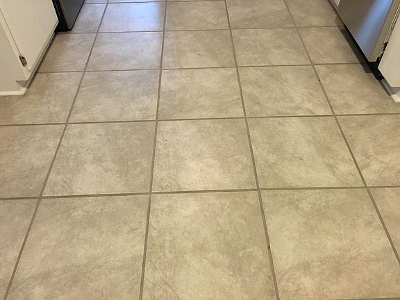 2nd image of 4756 Forest Valley Pl NE