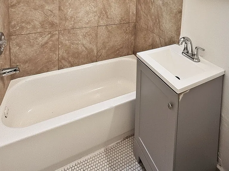 930-936 Judson Ave, Evanston — Photo 16
