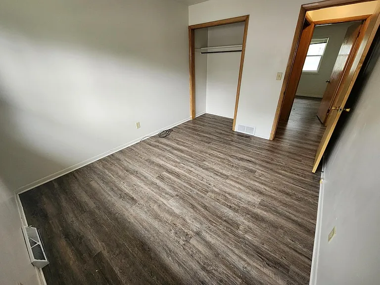 1615 Crescent St — Photo 11