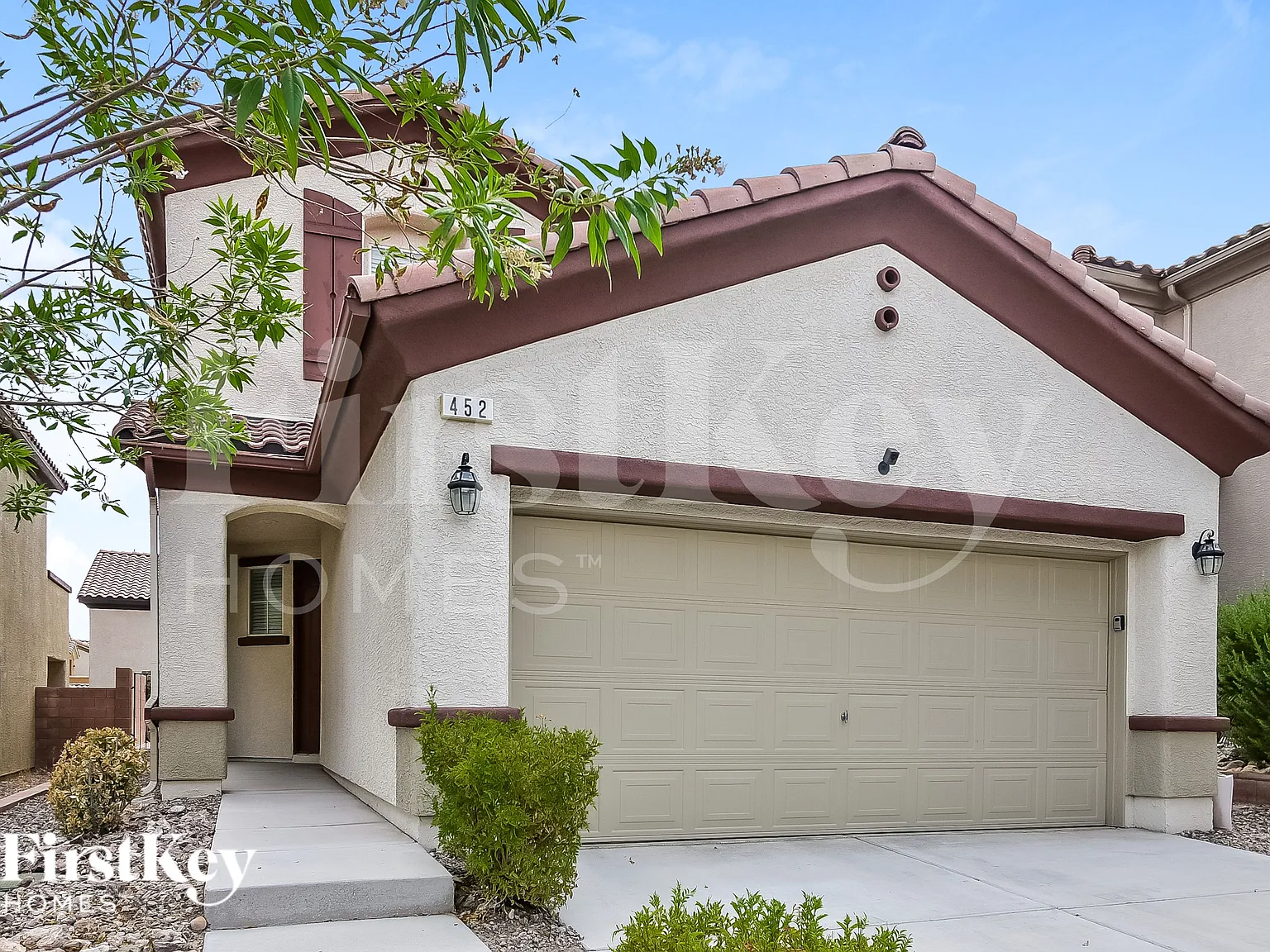 4 bed, 3.0 bath, 2000 sqft, $2,375 — Photo 2
