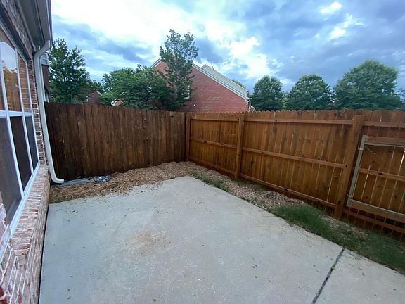 Private Fenced Patio