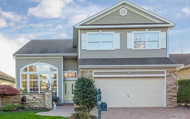 1st image of 164 Hamlet Dr