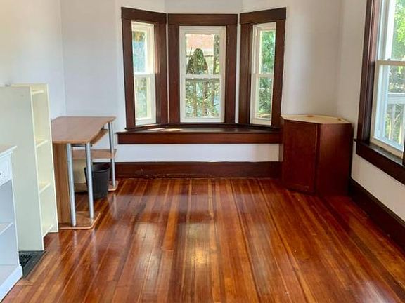 2nd image of 274 Belmont St #2