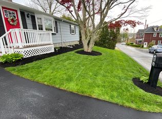 47 Sidney St, Fall River, MA 02720
