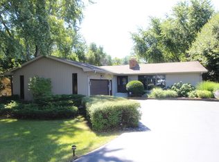 3407 Crystal Lake Ave, Crystal Lake, IL 60014