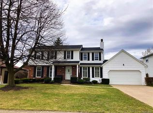 163 McNair Rd, Williamsville, NY 14221