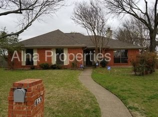 813 Aspen Dr, Desoto, TX 75115