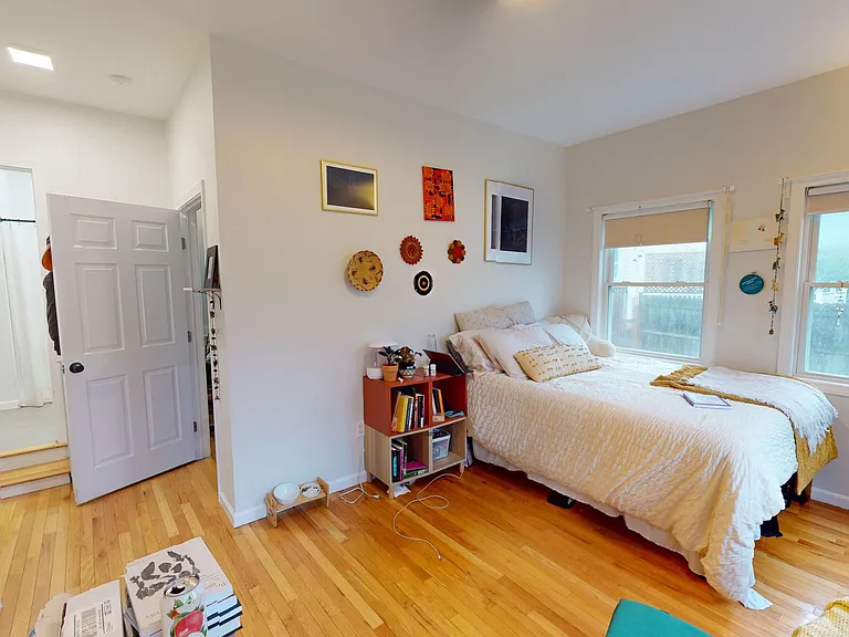 208 Canner St — Photo 27