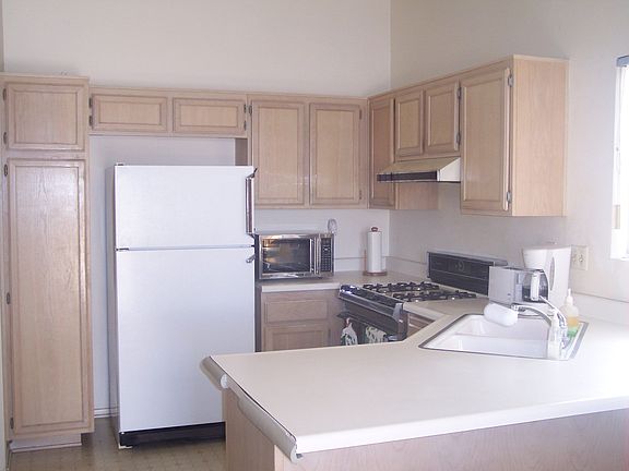5th image of 13555 West Dr