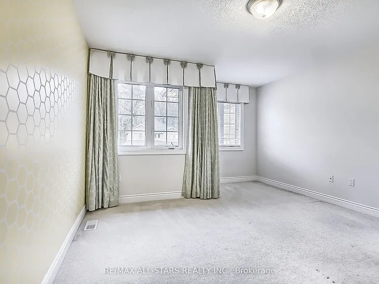 78 Jewel House Ln — Photo 16