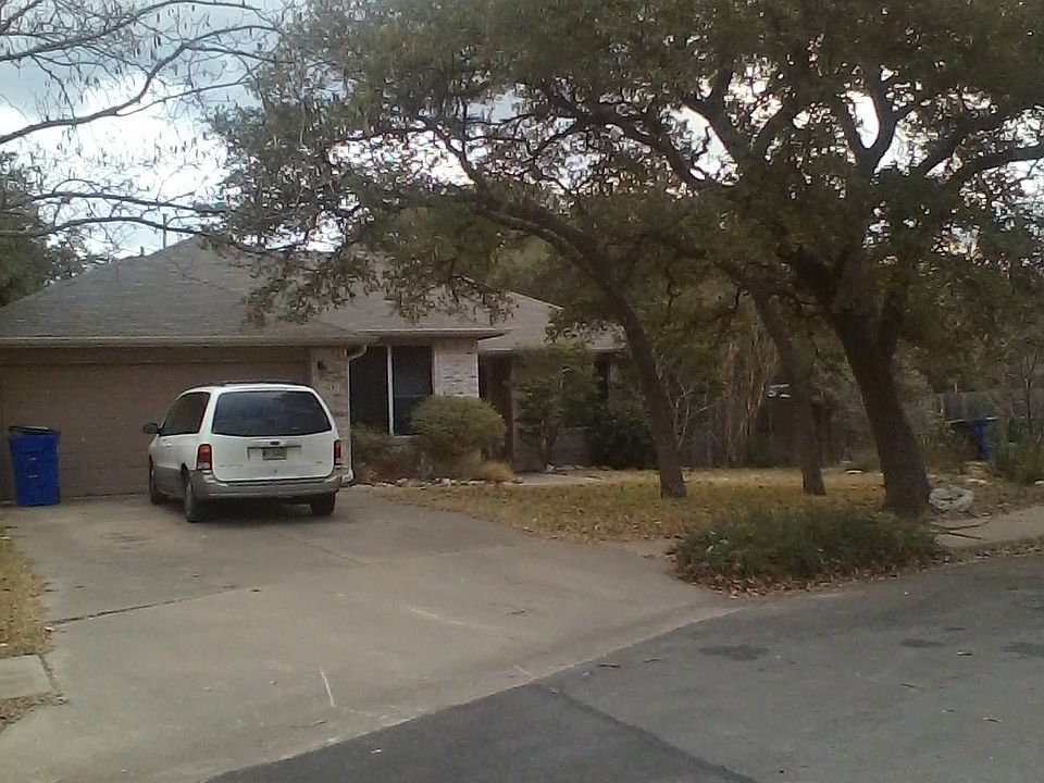 quiet Cedar Park neighborhood
