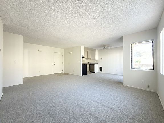 5th image of 128 Avenida Las Brisas APT C
