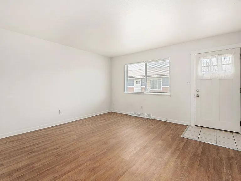 4031 Goodell Ln #5 — Photo 2