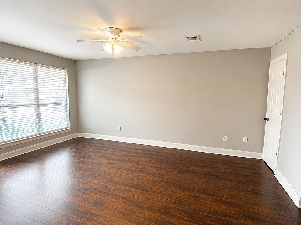 2nd image of 546 S Flannery Rd APT B