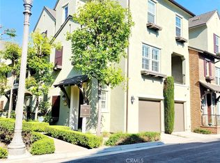 688 E Valencia St, Anaheim, CA 92805