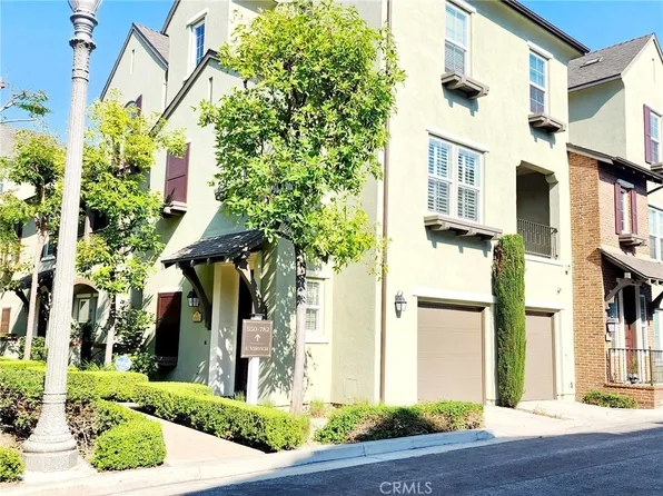 688 E Valencia St, Anaheim, CA 92805