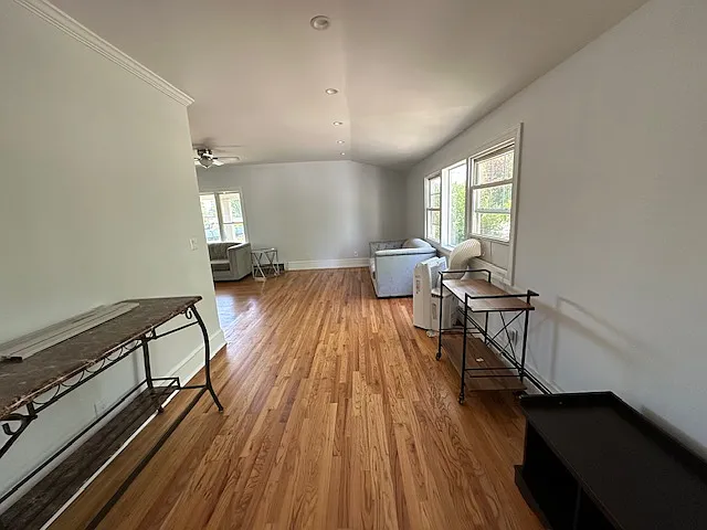 421 W Lincoln Ave — Photo 19