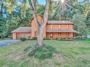 5864 Lakemont Dr, Roanoke, VA 24018