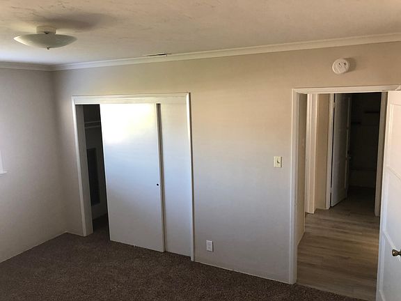 5th image of 15548 Leahy Ave