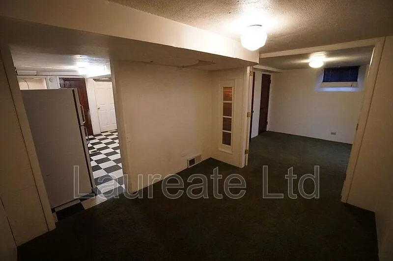 2 bed, 1.0 bath, 1000 sqft, $1,295 — Photo 4