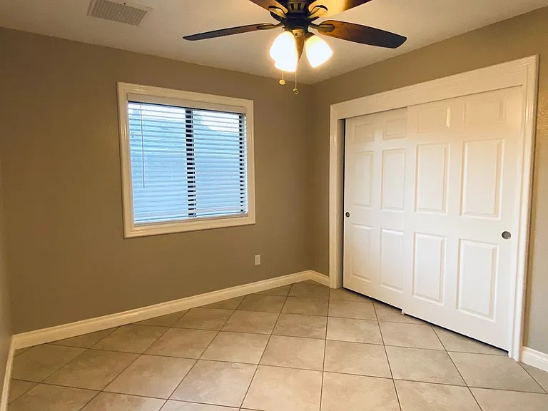 629 Beth Ln — Photo 13
