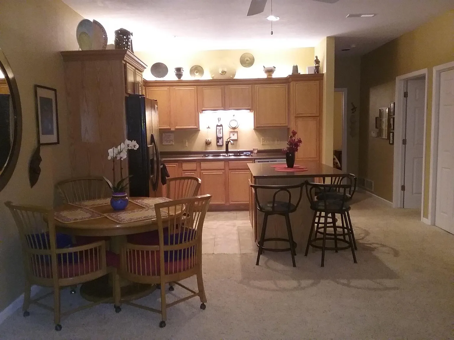 1 bed, 1100 sqft, $1,200 — Photo 4