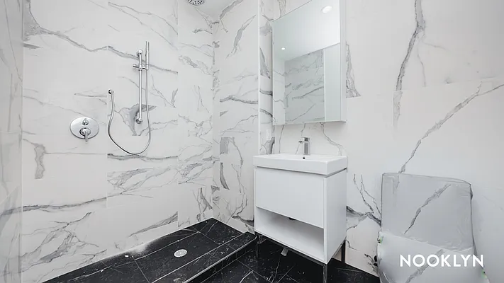 Rented by Nooklyn NYC LLC | media 229