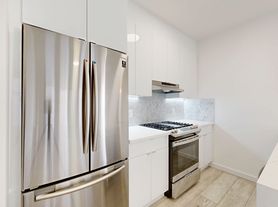 2390 Francisco St, San Francisco, CA