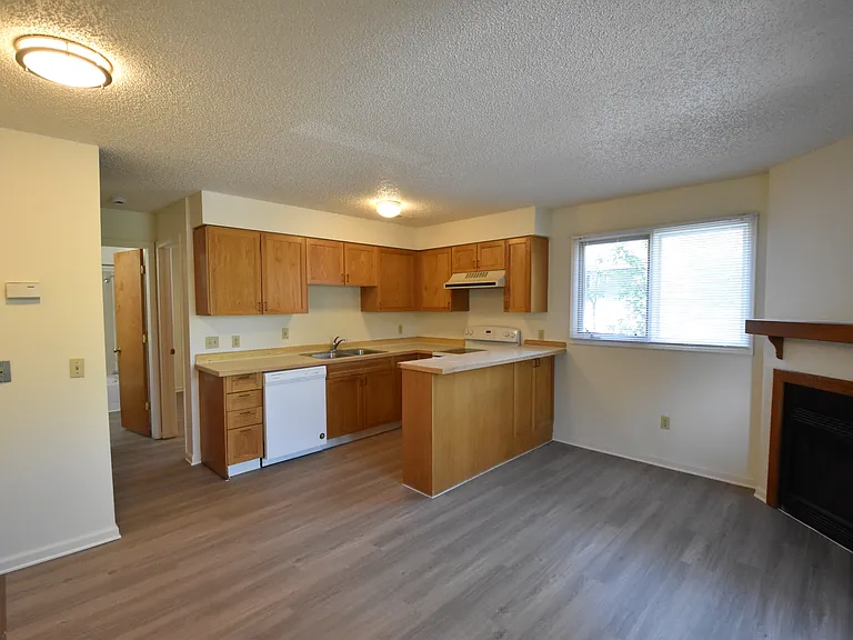 1921 Walnut St #101 — Photo 21