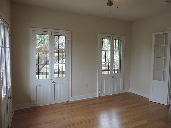 Shared Washer Dryer in Hallway NOT Coin Laundry