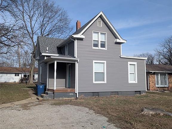 2nd image of 1011 E Main St
