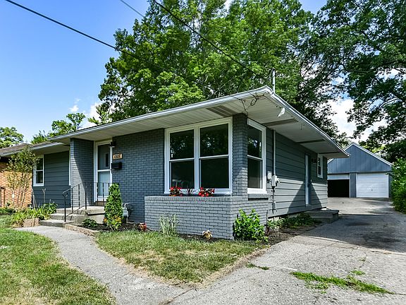 4th image of 1305 Ballard St SE