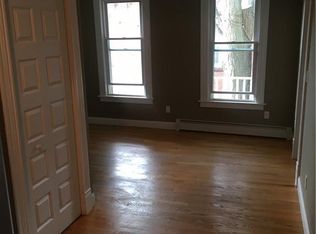 3 River St APT 2, Collinsville, CT 06019