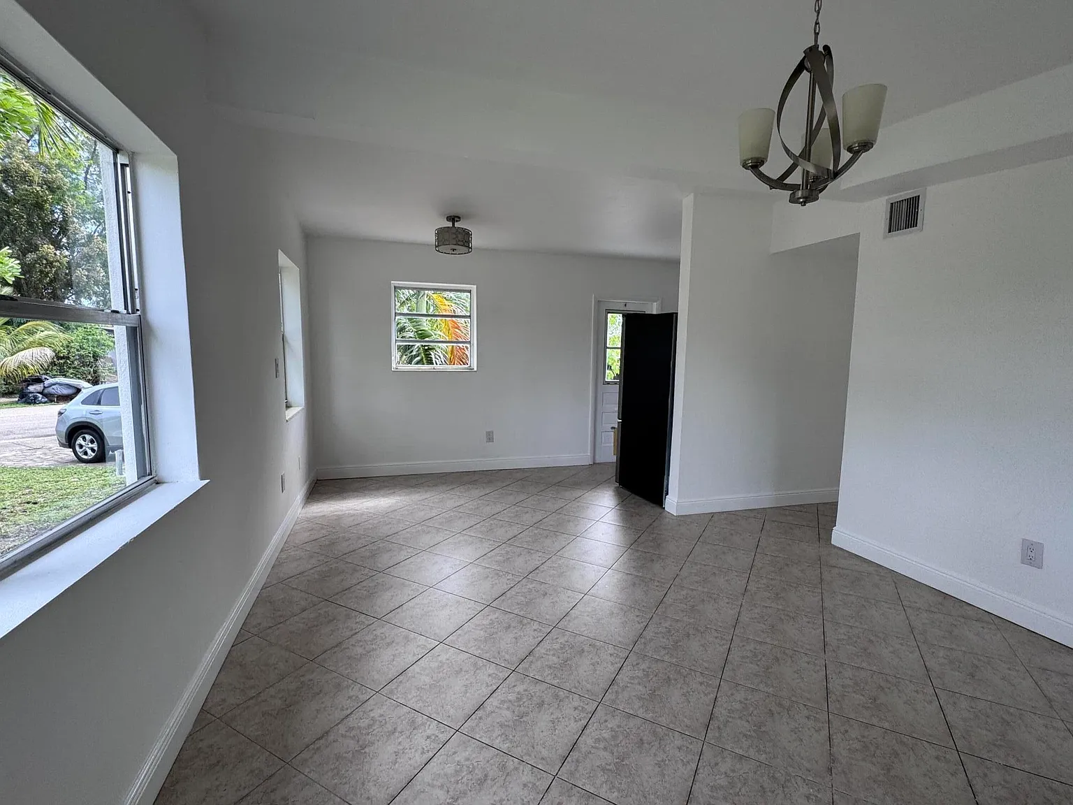 2 bed, 1.0 bath, 850 sqft, $2,500 — Photo 4