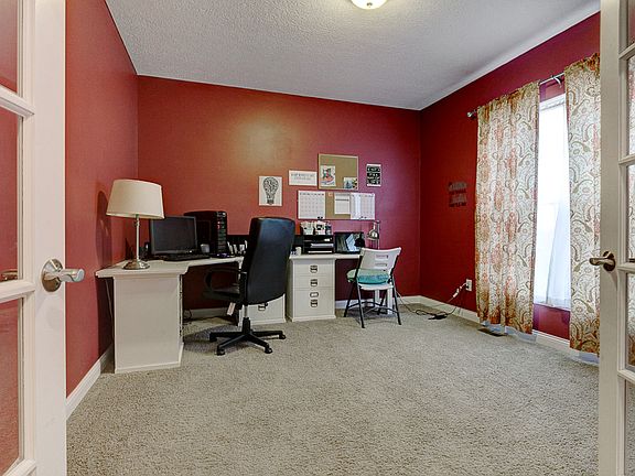2nd image of 10485 Summersweet Way