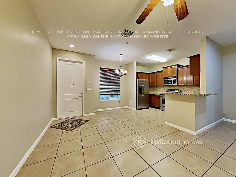 167 SW 7th Ct — Photo 4