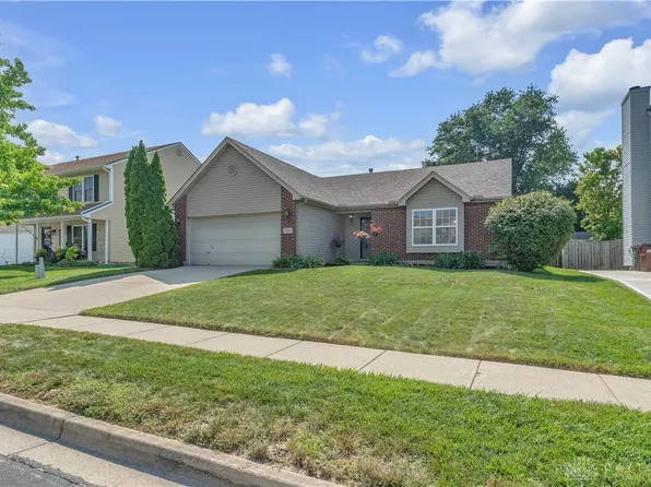 2345 Faircreek Ridge Dr, Fairborn, OH 45324
