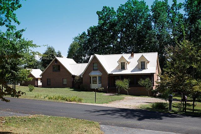 1st image of 17232 Mary Lee Dr
