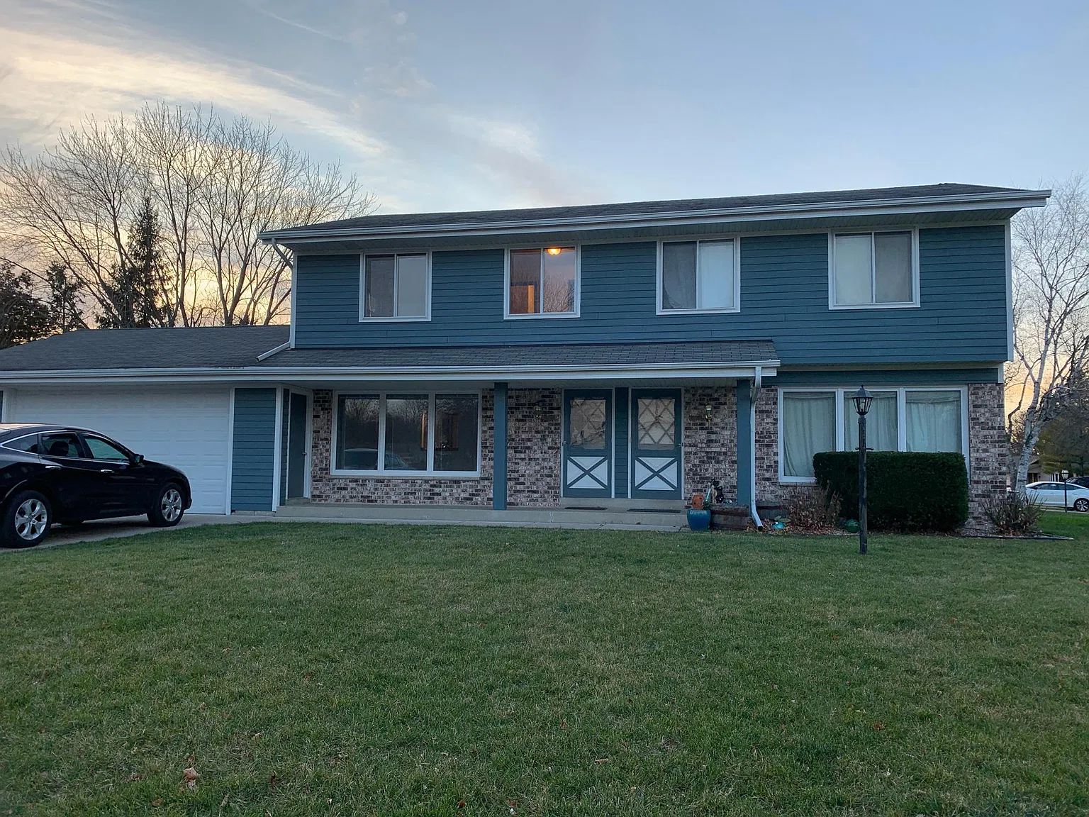 789 Bradford Way — Photo 2