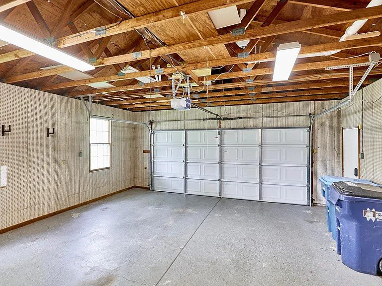 668 Stablestone Dr — Photo 49