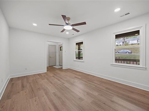 5th image of 2869 Millwheel Rd