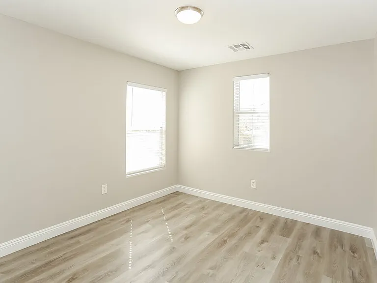 5820 Gemstone Peak St — Photo 14
