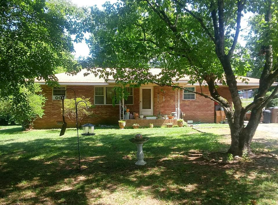 1st image of 1427 David Cir