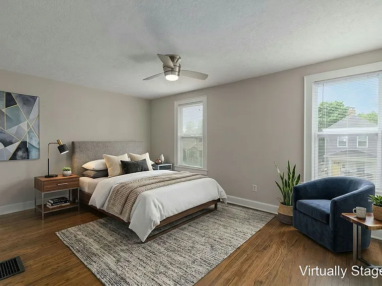 556 Siebert St — Photo 12